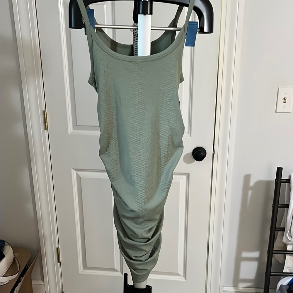 Sleek Green Sleeveless Dress